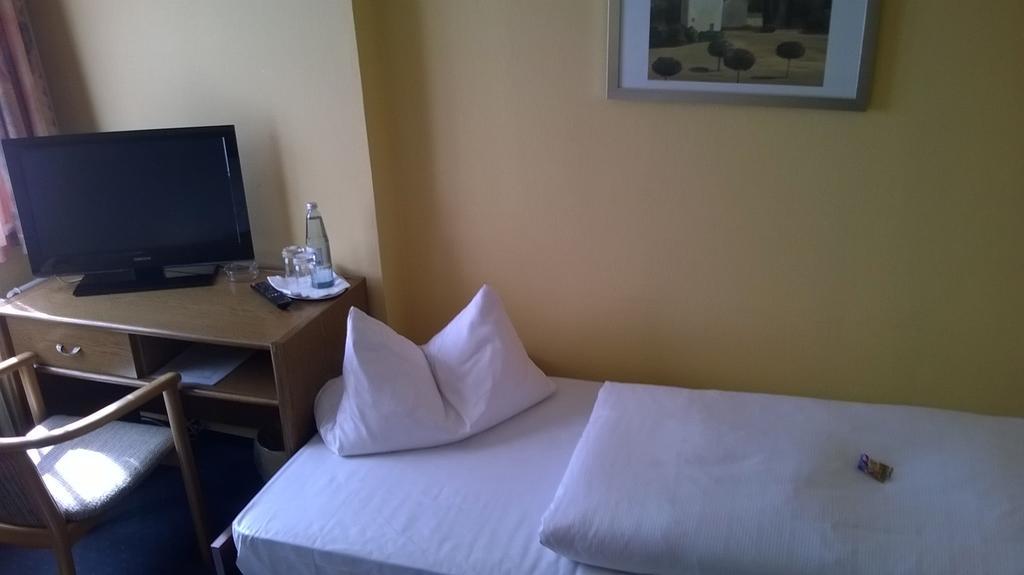 Rheinhotel Luxhof 斯派尔 外观 照片