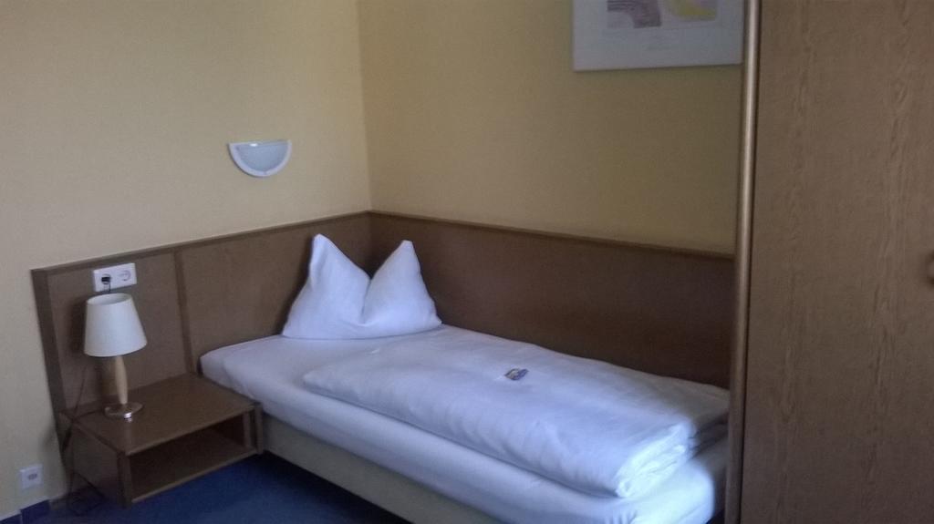 Rheinhotel Luxhof 斯派尔 外观 照片