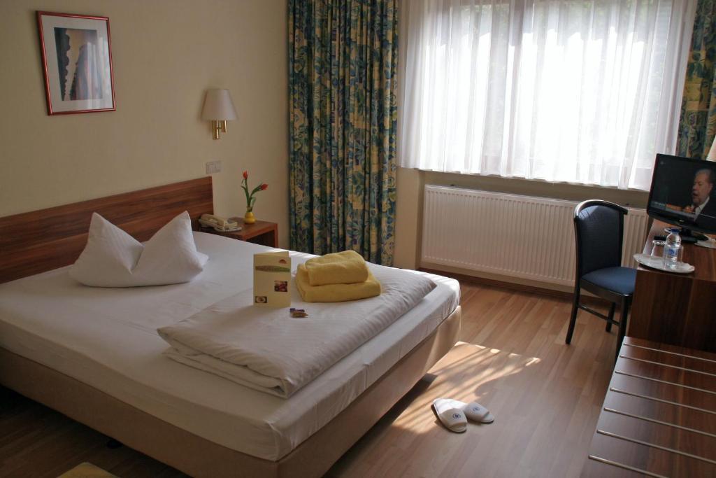 Rheinhotel Luxhof 斯派尔 外观 照片